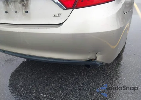 2016 Toyota Camry Le/Se/Xle/Xse z USA, uszkodzony, nr VIN 4T1BF1FK2GU503548